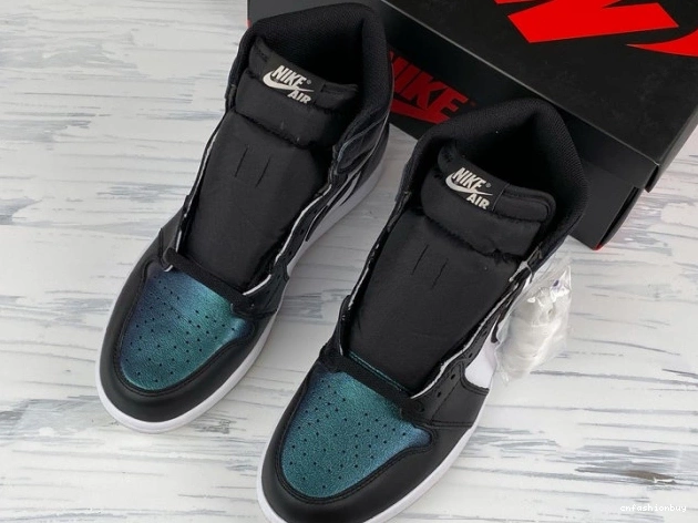 Jordan Air 1 Retro All 907958-015 
